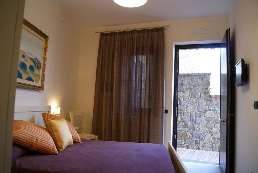 Casale Degli Ulivi Prestige Bed & Breakfast Altavilla Silentina Room photo